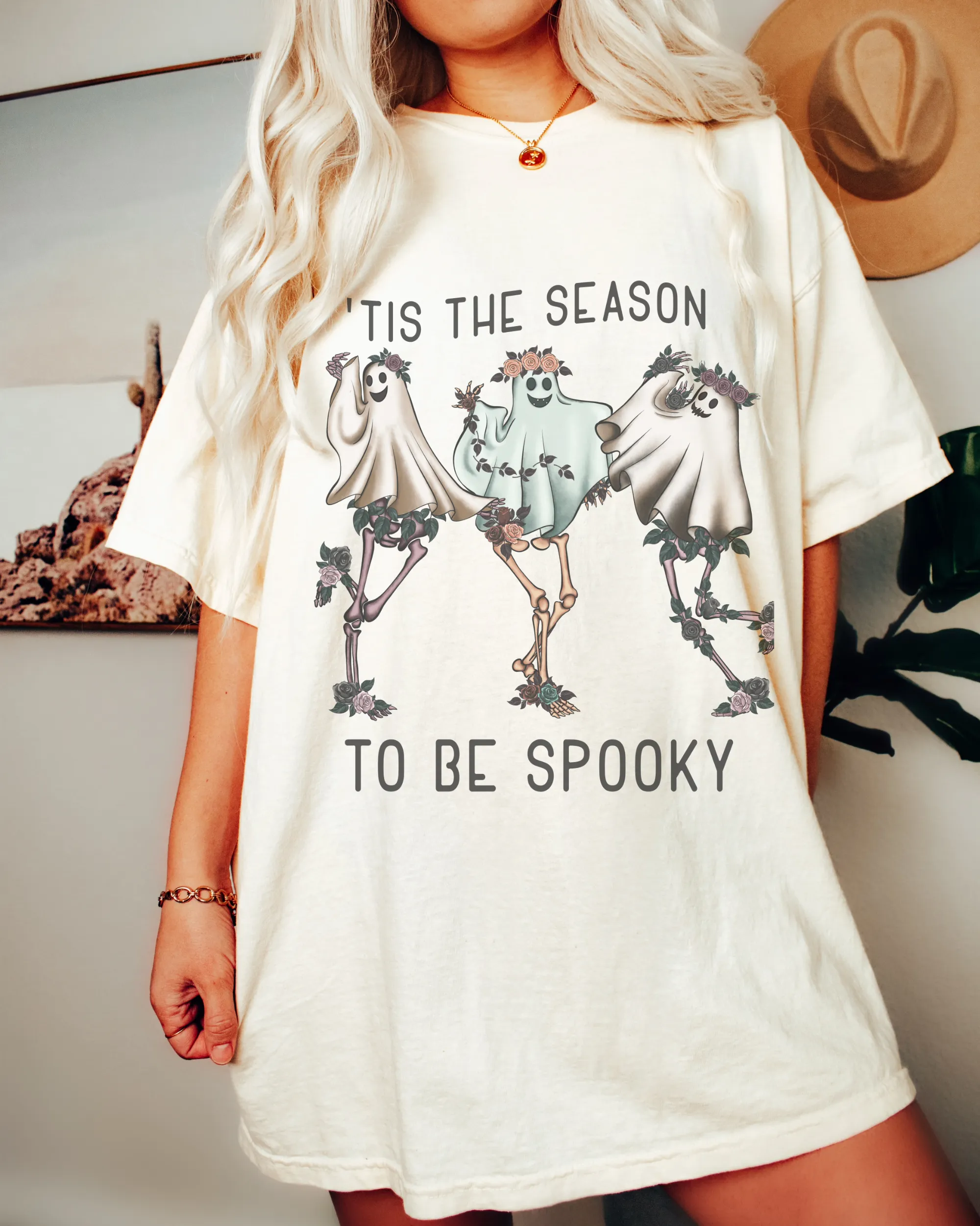 Halloween Comfort Colors® T-Shirt, Tis The Season To Be Spooky Women's Halloween Design Tee, Retro Design T-Shirt