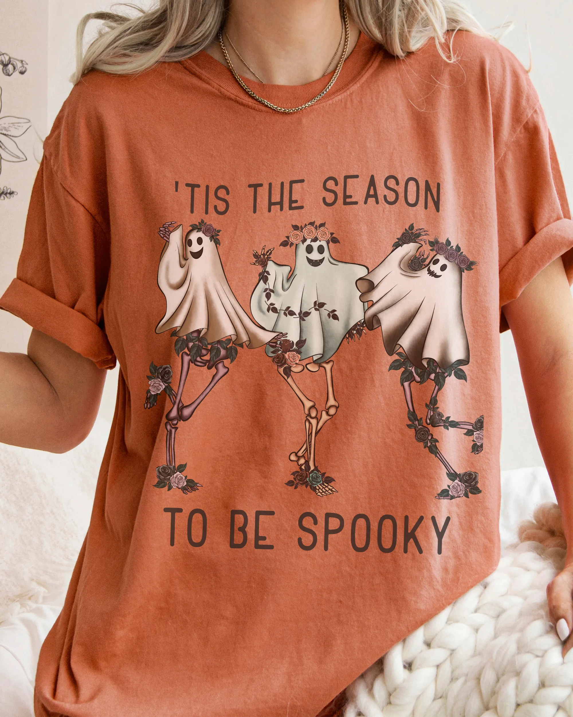 Halloween Comfort Colors® T-Shirt, Tis The Season To Be Spooky Women's Halloween Design Tee, Retro Design T-Shirt