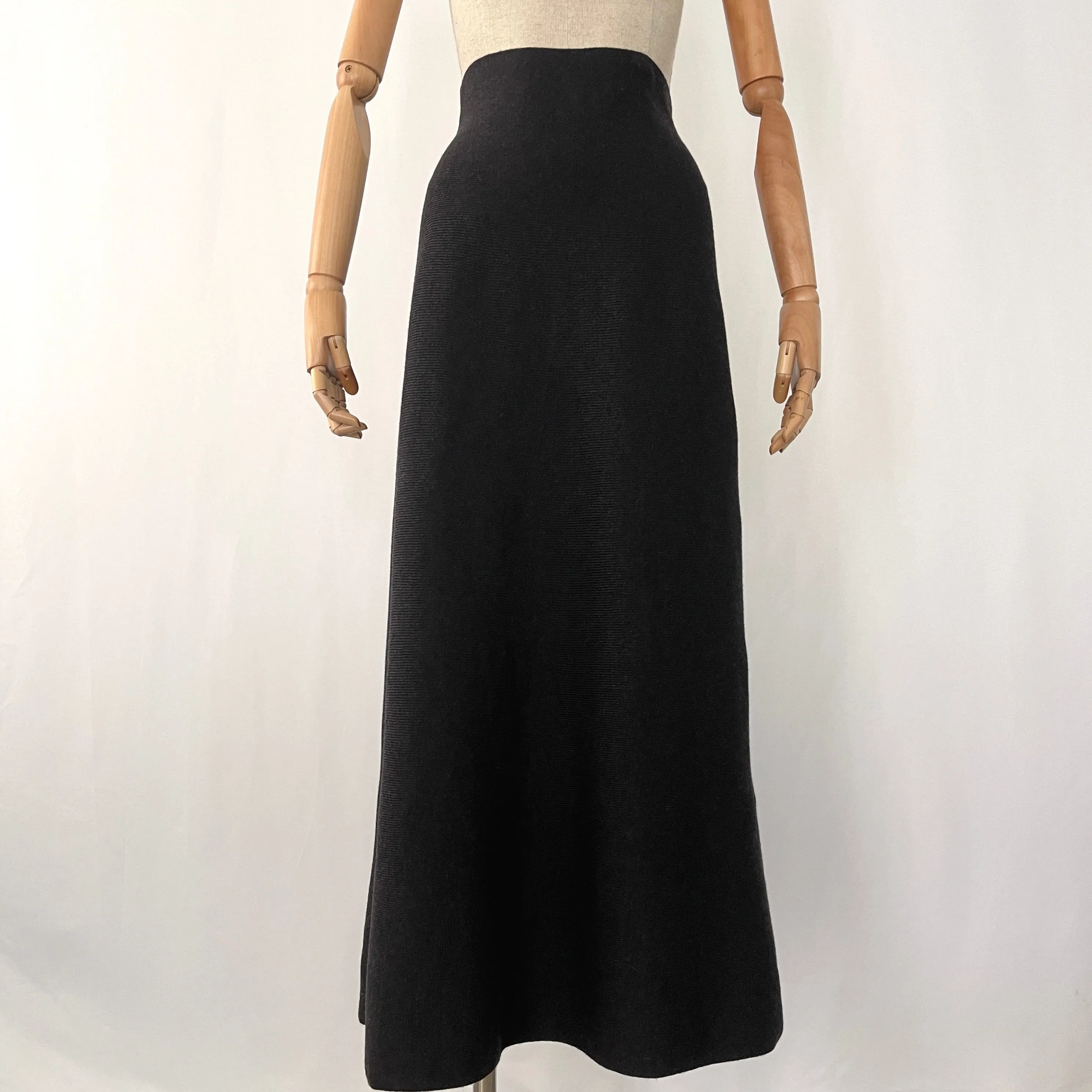 HANNES ROETHER New Wool Skirt