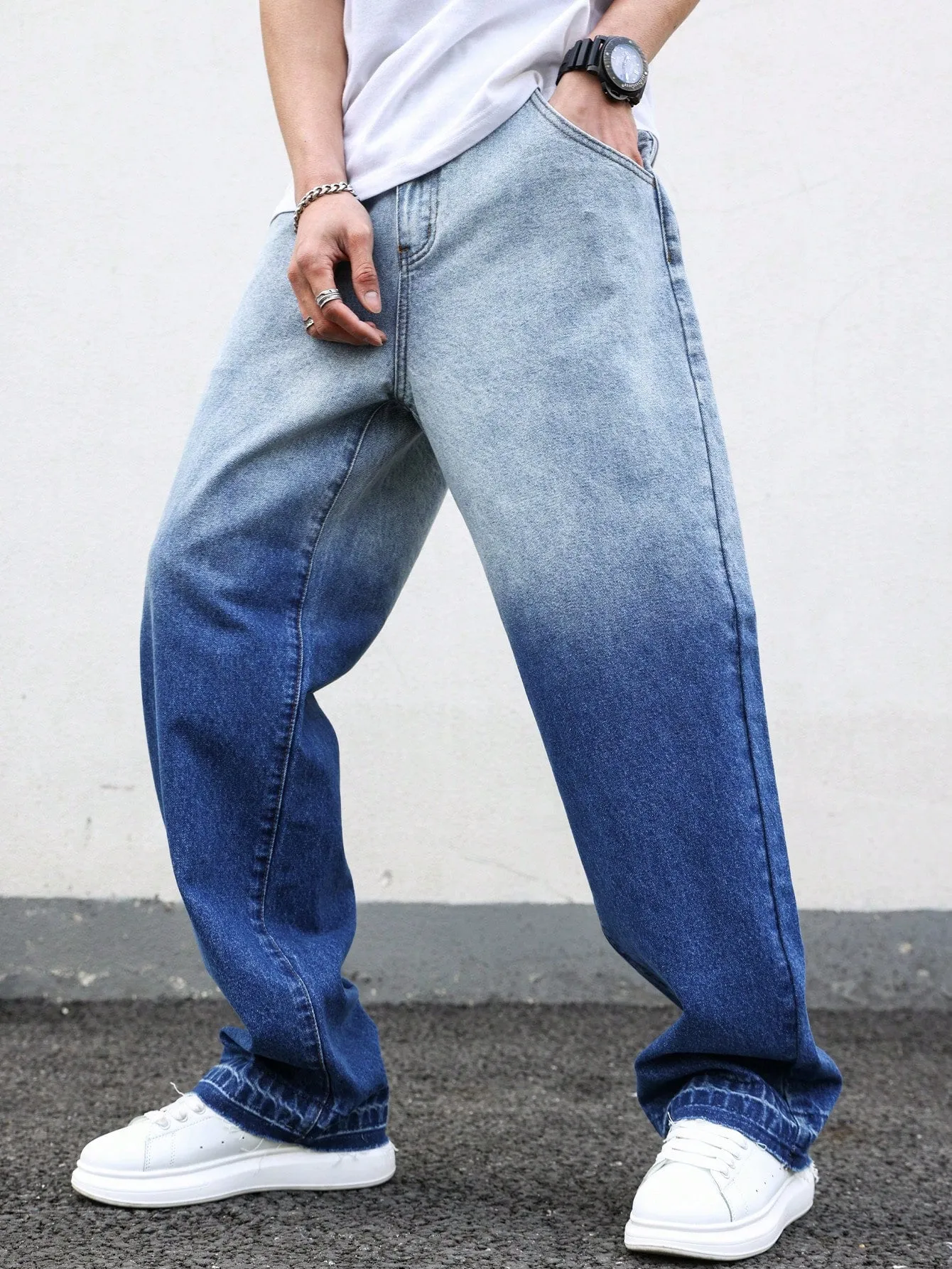 Manfinity LEGND Men's Gradient Color Denim Pants With Side Pockets