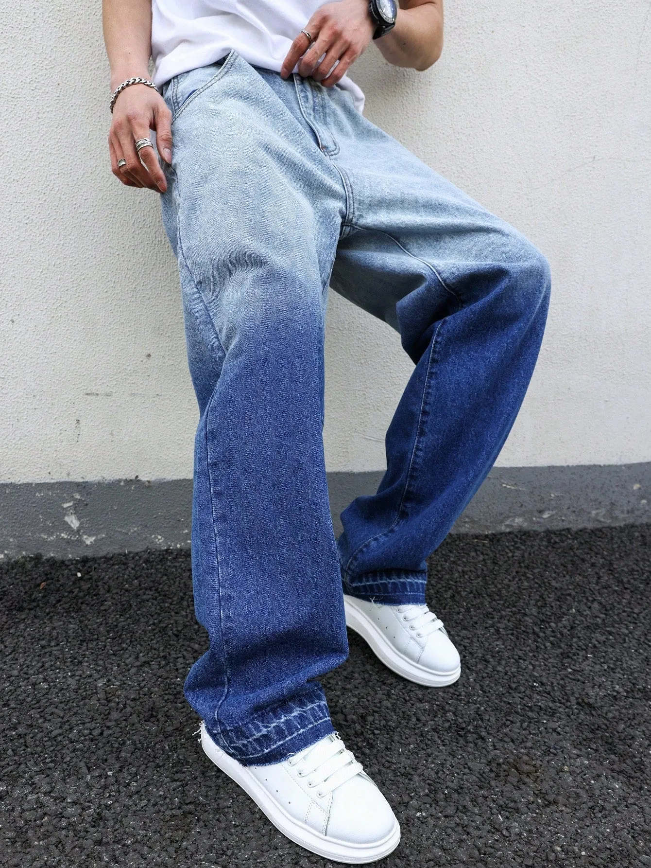 Manfinity LEGND Men's Gradient Color Denim Pants With Side Pockets