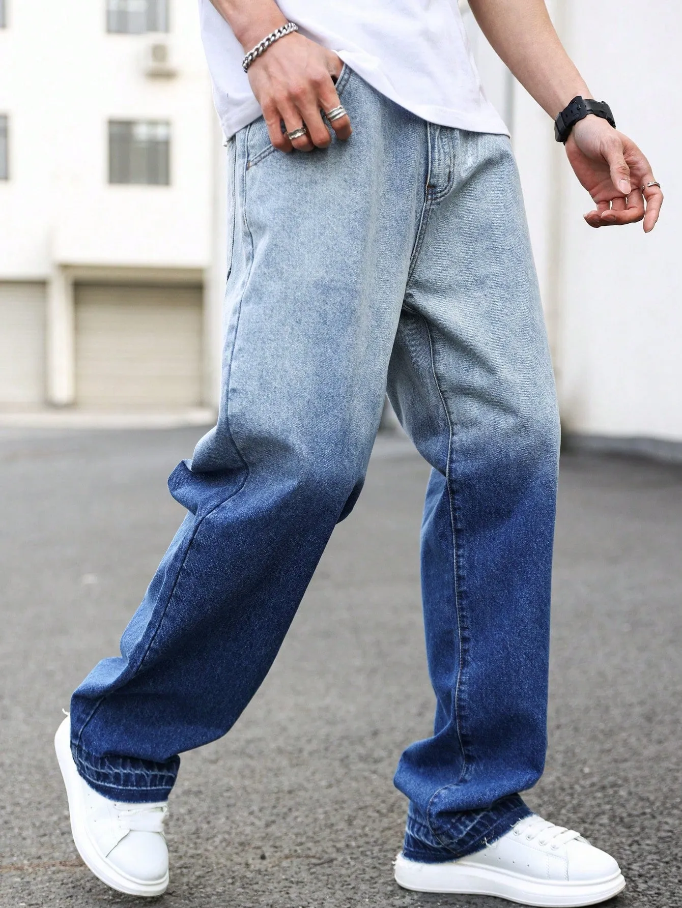 Manfinity LEGND Men's Gradient Color Denim Pants With Side Pockets